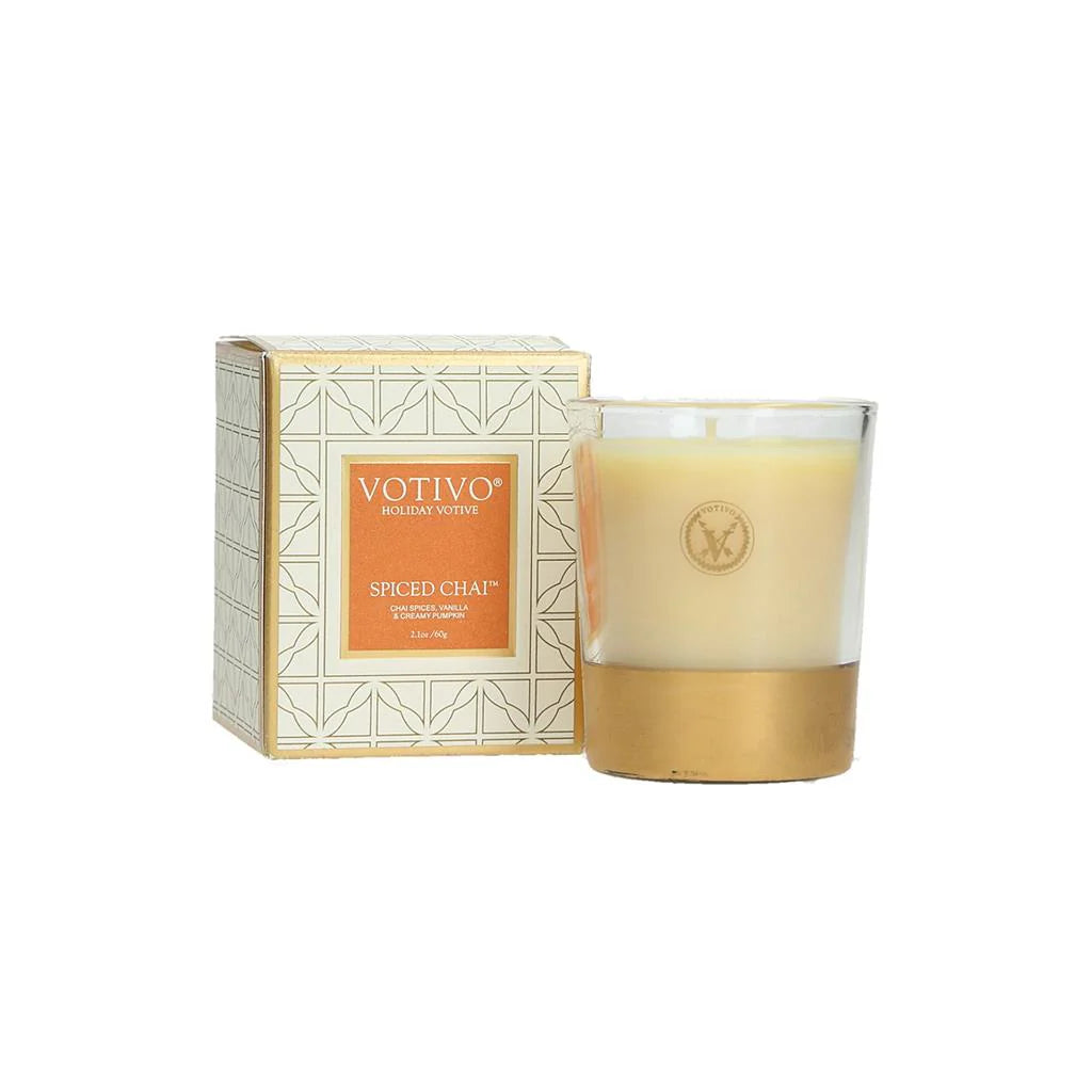 Votivo Spiced Chai 10 oz. Holiday Candle w/ Decorative Box