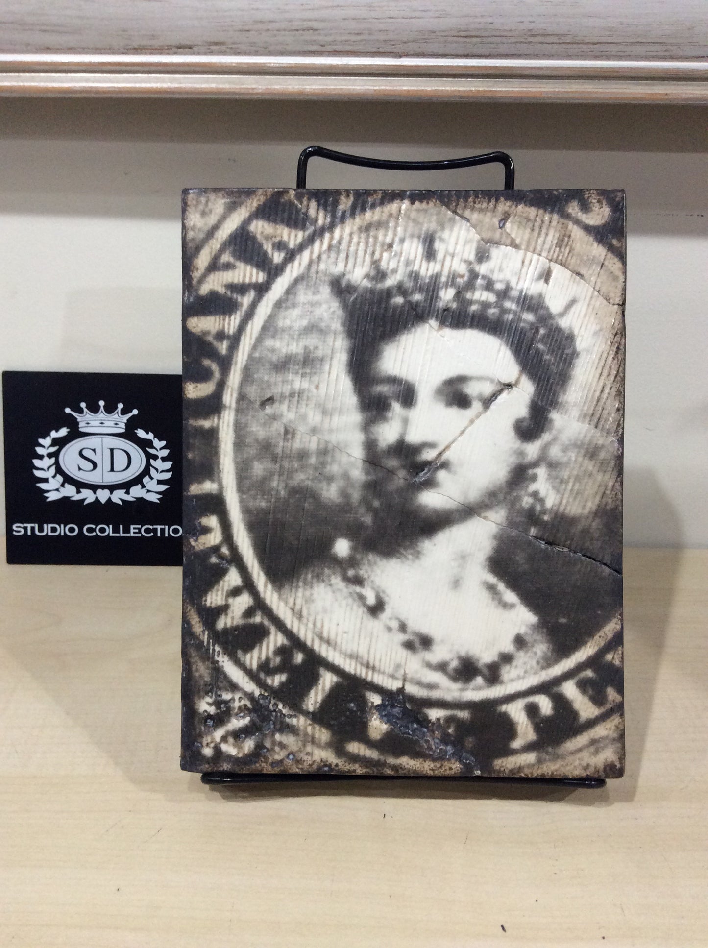 Sid Dickens Memory Block, Retired. T-190. Empress.