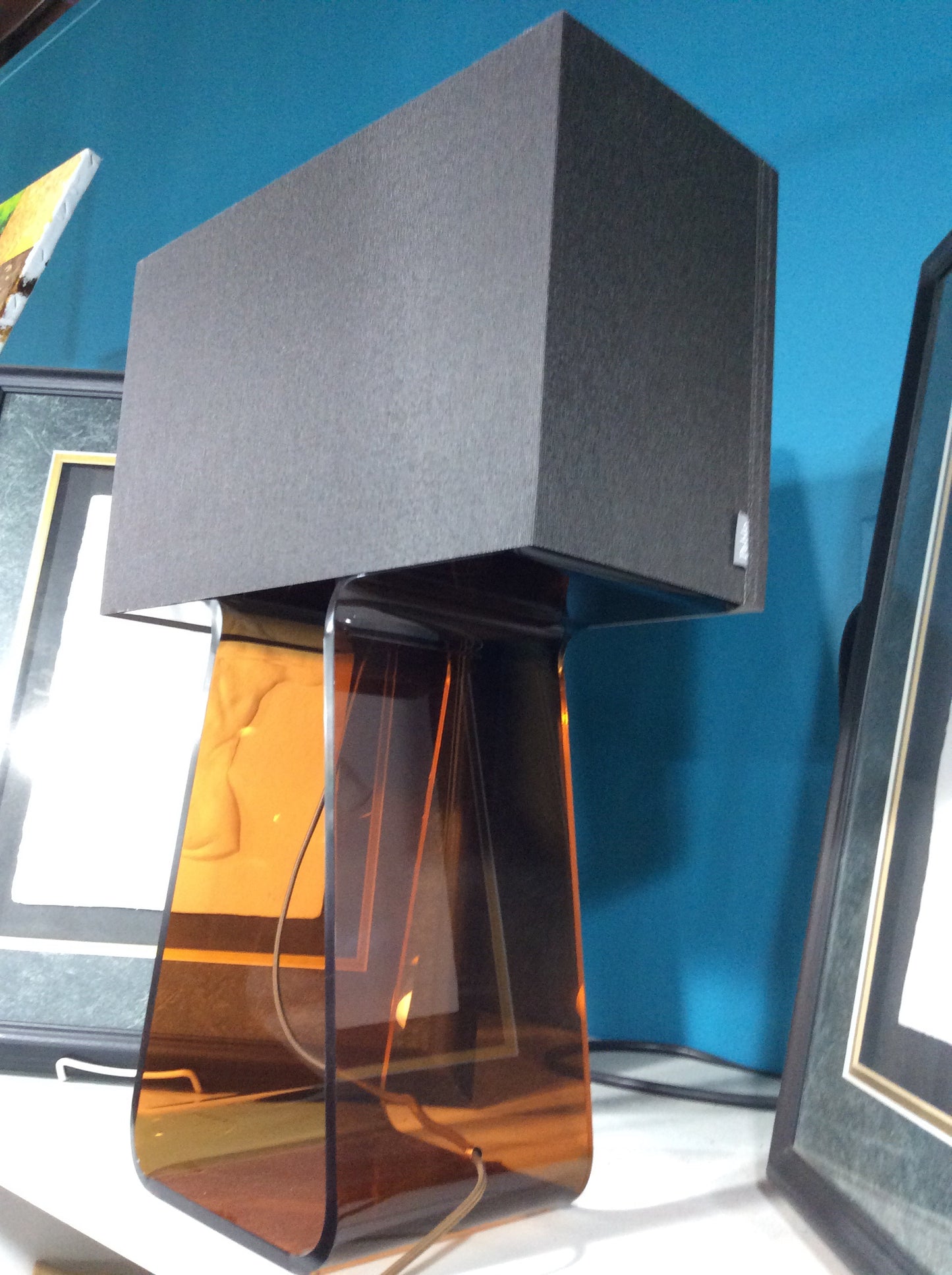 PABLO Design TableTop Lamp. Peter Stathis, (2006)