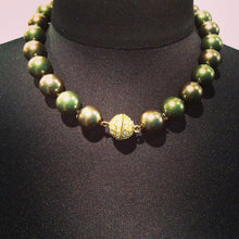 Load image into Gallery viewer, Jewelry, Lg. South Sea-ish Pearls Necklace.
